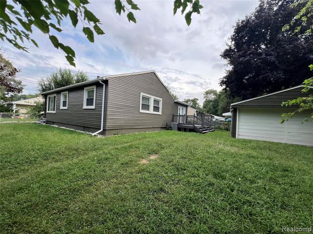 2504 Bannister Street, Westland, MI 48186