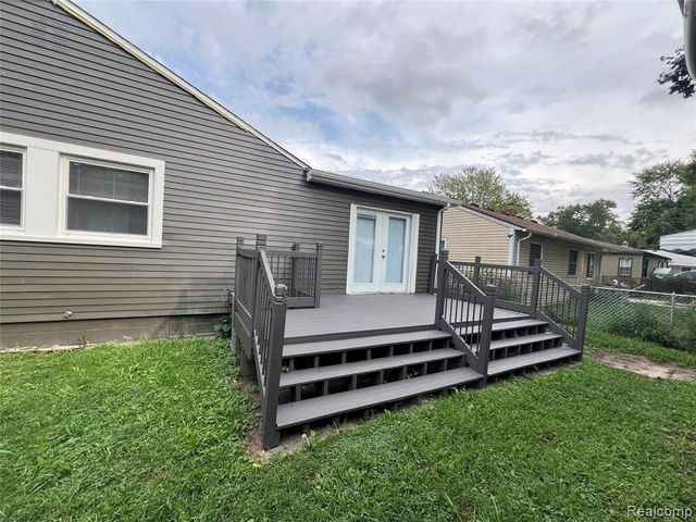 2504 Bannister Street, Westland, MI 48186