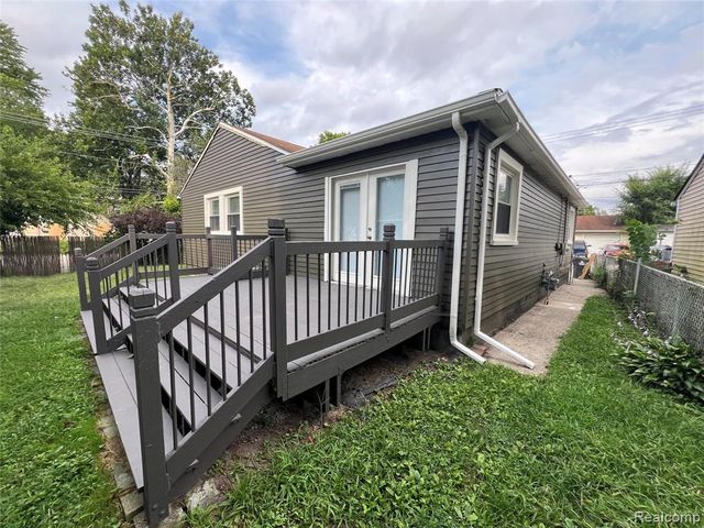 2504 Bannister Street, Westland, MI 48186