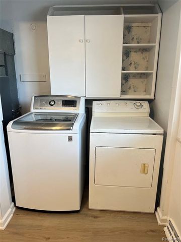 2504 Bannister Street, Westland, MI 48186