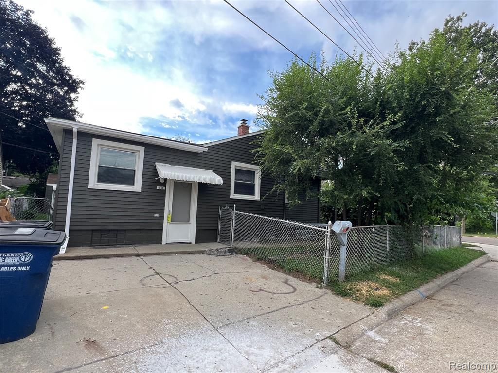 2504 Bannister Street, Westland, MI 48186
