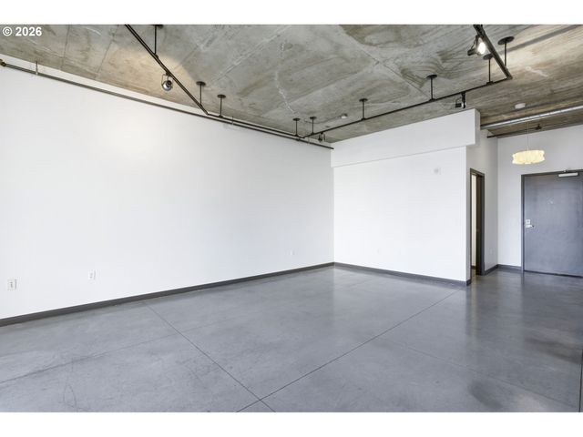 1030 Nw 12TH Ave, Portland, OR 97209