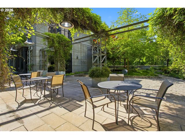 1030 Nw 12TH Ave, Portland, OR 97209