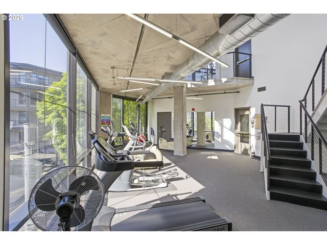 1030 Nw 12TH Ave, Portland, OR 97209