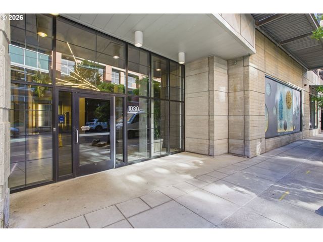 1030 Nw 12TH Ave, Portland, OR 97209