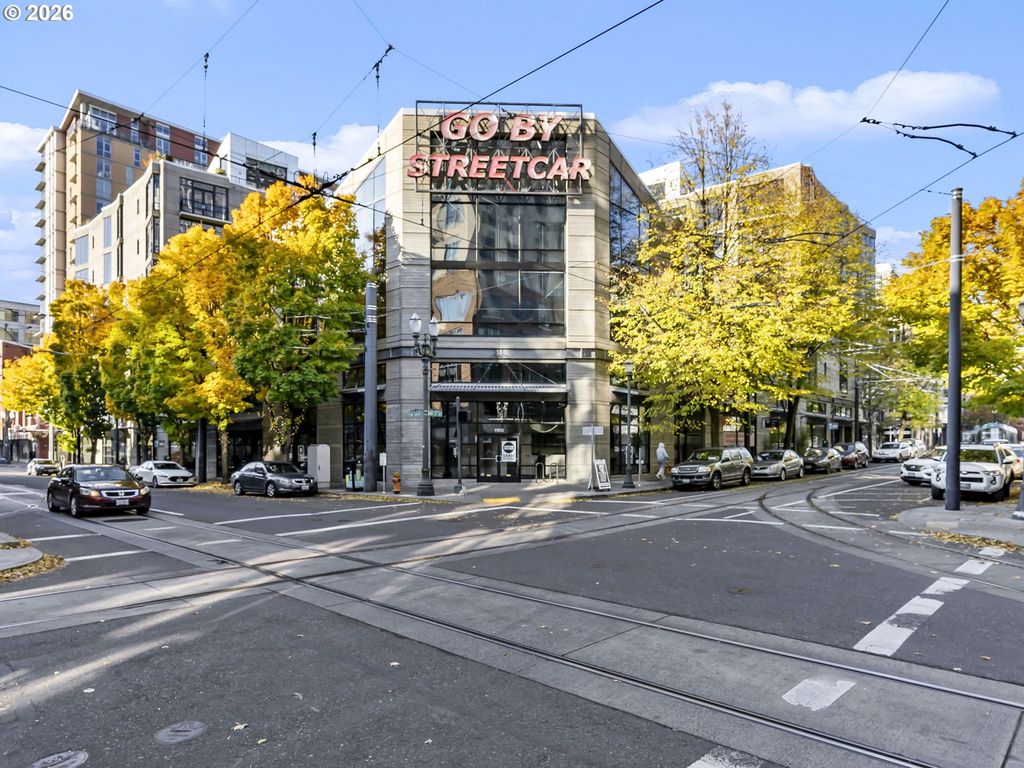 1030 Nw 12TH Ave, Portland, OR 97209
