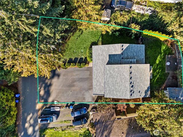 9828 Channel Drive NW, Olympia, WA 98502