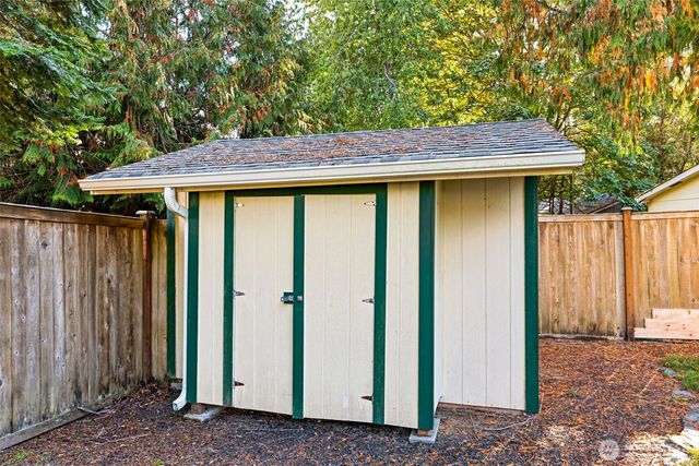 9828 Channel Drive NW, Olympia, WA 98502