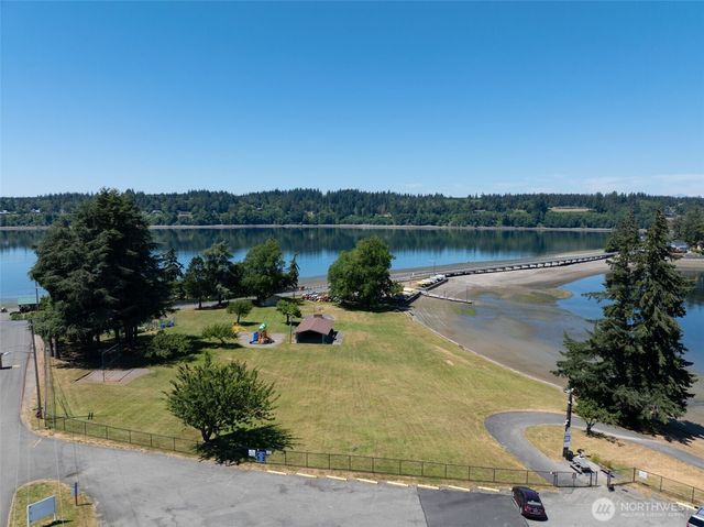 9828 Channel Drive NW, Olympia, WA 98502