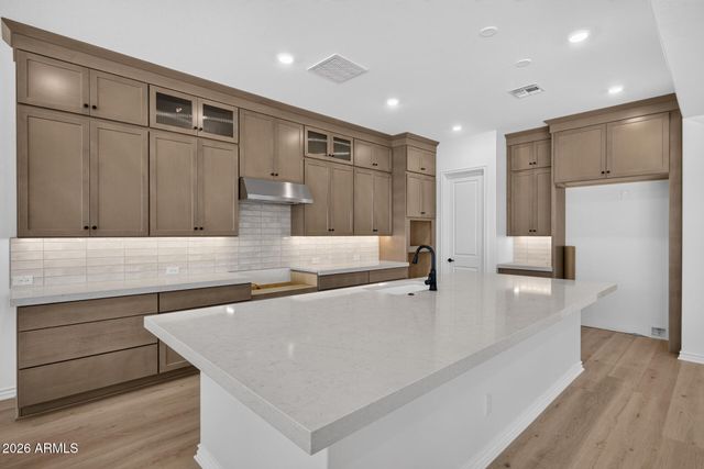23007 E Oriole Way, Queen Creek, AZ 85142