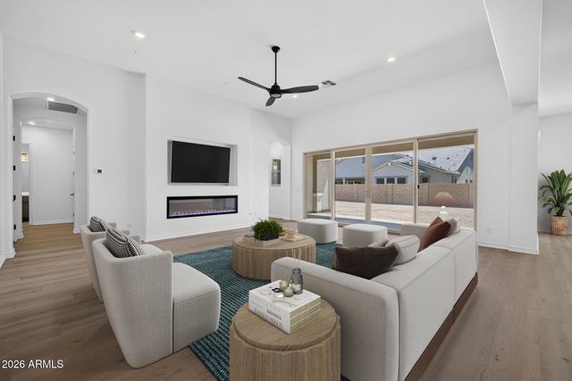 23007 E Oriole Way, Queen Creek, AZ 85142