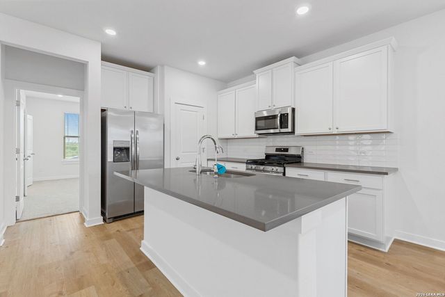 645 Salamander, San Marcos, TX 78666