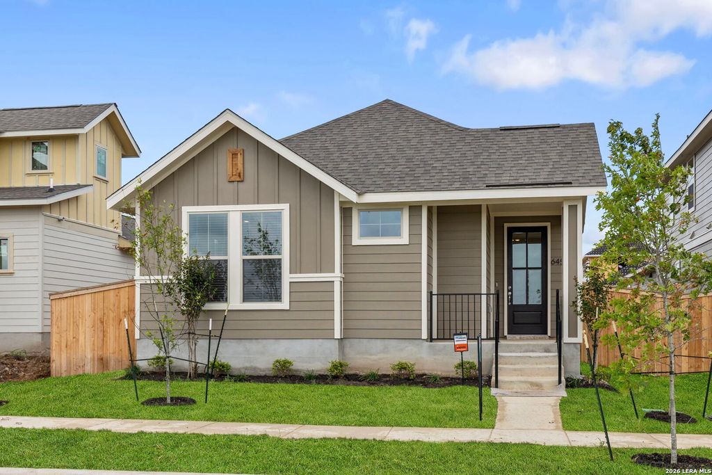 645 Salamander, San Marcos, TX 78666