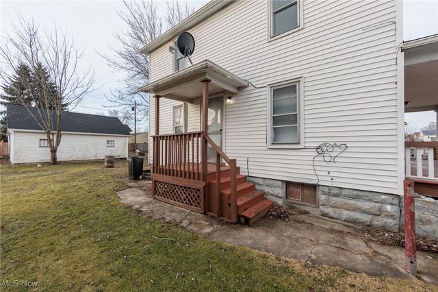 2440 E 32nd Street, Lorain, OH 44055