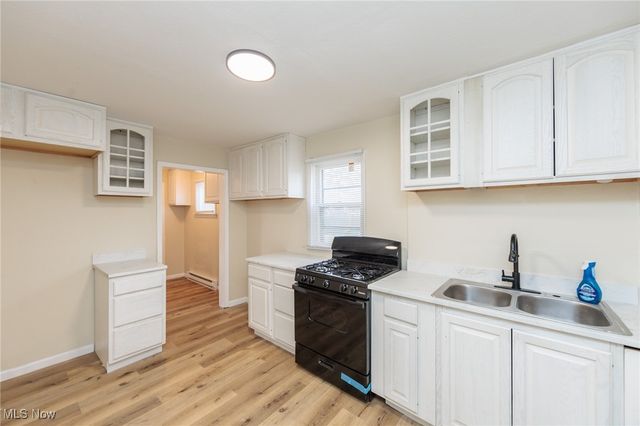 2440 E 32nd Street, Lorain, OH 44055