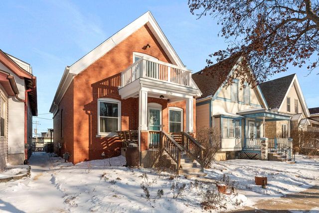 1926 E Bennett AVENUE, Milwaukee, WI 53207