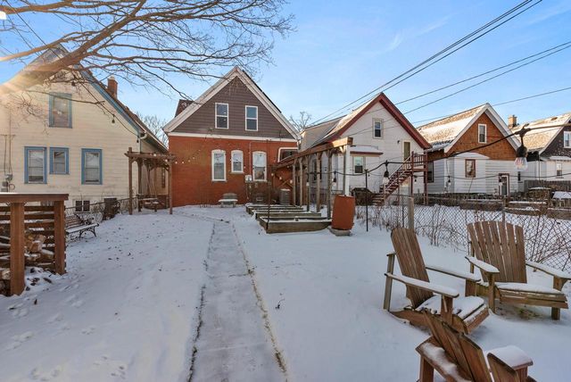 1926 E Bennett AVENUE, Milwaukee, WI 53207