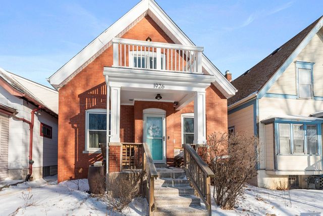 1926 E Bennett AVENUE, Milwaukee, WI 53207