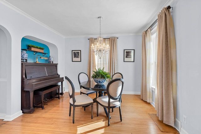 1926 E Bennett AVENUE, Milwaukee, WI 53207