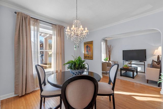 1926 E Bennett AVENUE, Milwaukee, WI 53207