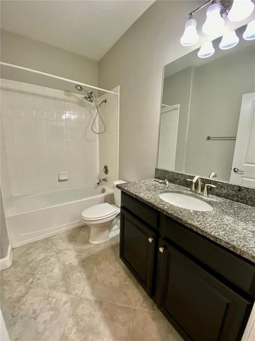 10143 NEWMINSTER LOOP, Ruskin, FL 33573