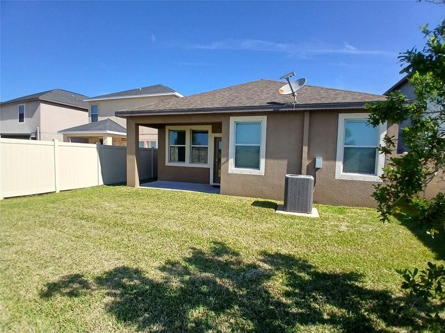 10143 NEWMINSTER LOOP, Ruskin, FL 33573