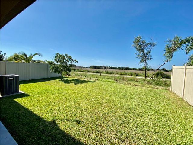 10143 NEWMINSTER LOOP, Ruskin, FL 33573