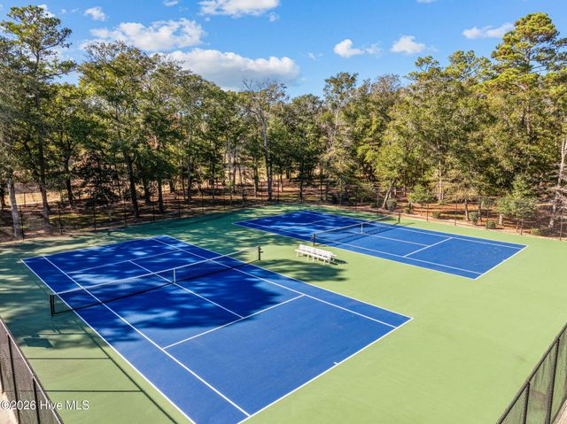 498 Genoes Point Road SW, Supply, NC 28462