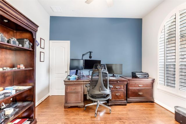 15615 Marble Canyon Way, Houston, TX 77044