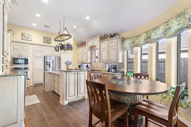 15615 Marble Canyon Way, Houston, TX 77044