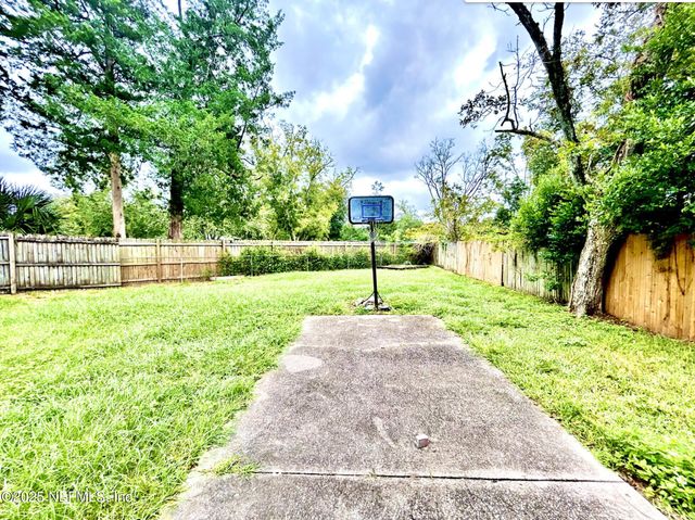 8214 HERLONG Road, Jacksonville, FL 32210