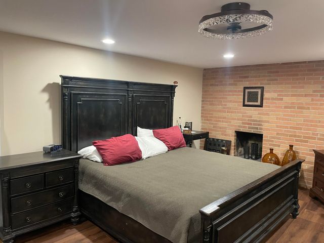 254 E Greenwood Avenue, Crown Point, IN 46307