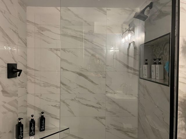 254 E Greenwood Avenue, Crown Point, IN 46307