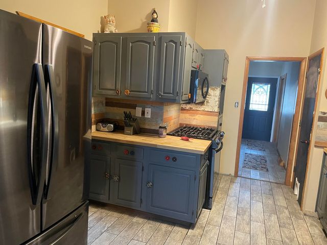 254 E Greenwood Avenue, Crown Point, IN 46307