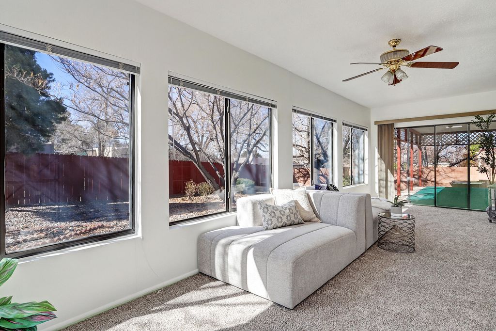 Image 16 of property listing at 1000 Cuatro Cerros Trail SE, Albuquerque, NM 87123