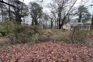 186 Howell SW Drive, Atlanta, GA 30331