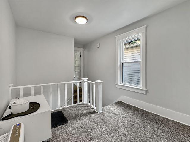 951 W 6TH Street, Erie, PA 16507