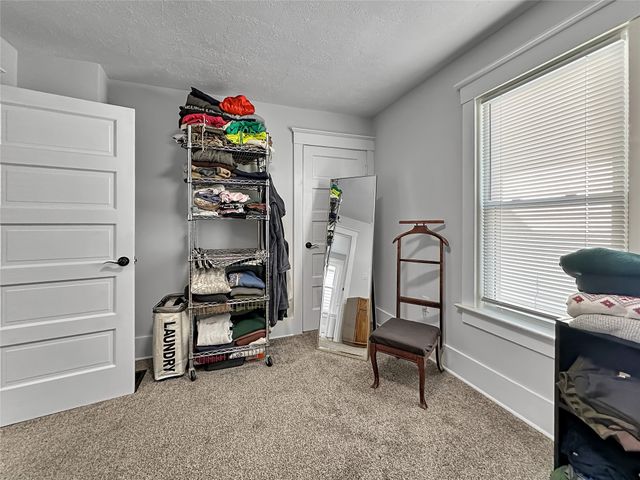 951 W 6TH Street, Erie, PA 16507