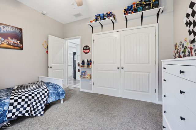 275 Patriots Landing, Coatesville, IN 46121