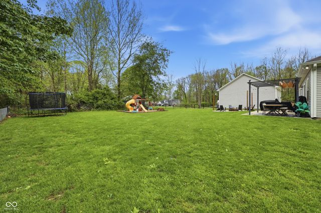 275 Patriots Landing, Coatesville, IN 46121