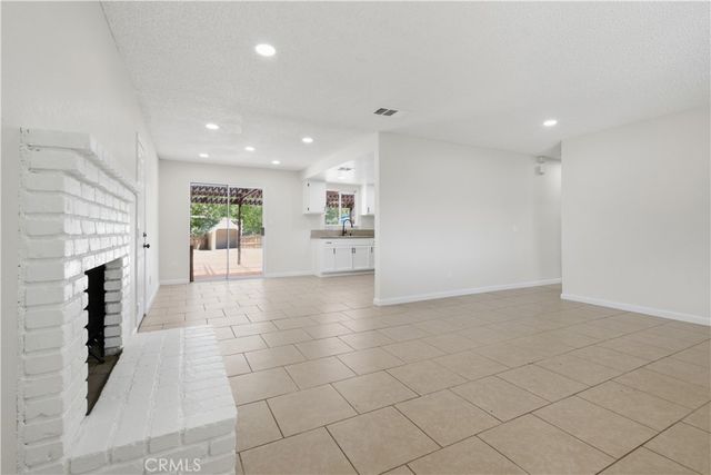 40912 E 168th E, Lancaster, CA 93535