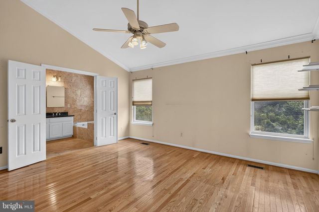 5121 BALLYCASTLE CIR, Alexandria, VA 22315