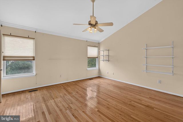 5121 BALLYCASTLE CIR, Alexandria, VA 22315