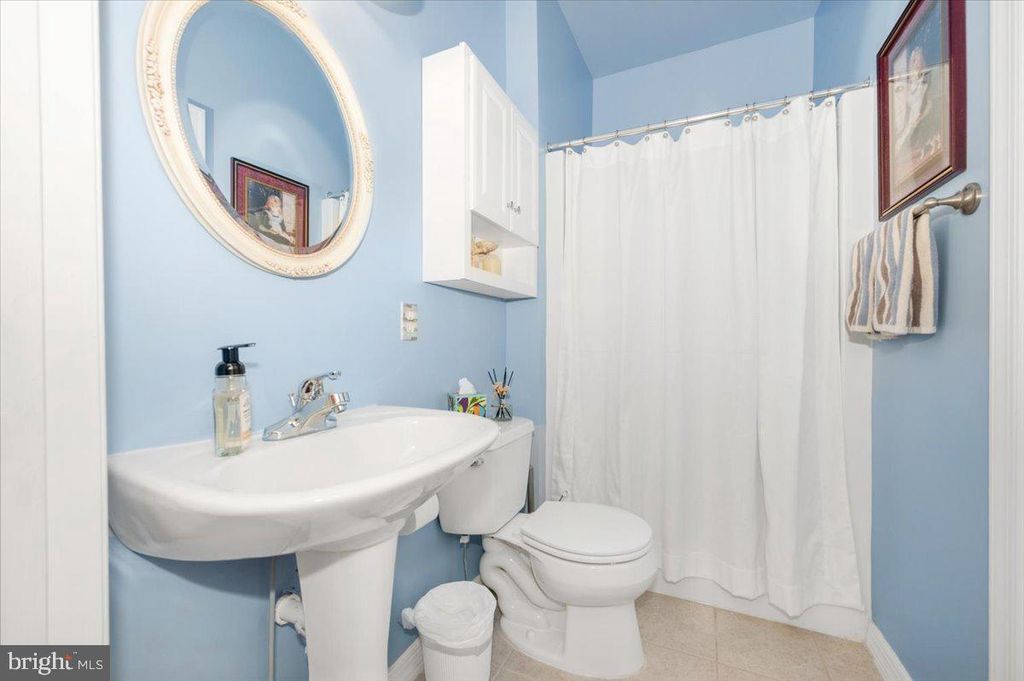 Image 21 of property listing at 307 WASHINGTON ST, Middletown, MD 21769