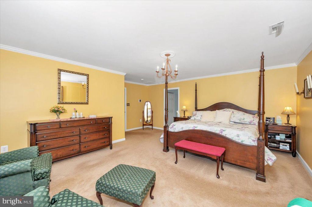 Image 23 of property listing at 307 WASHINGTON ST, Middletown, MD 21769