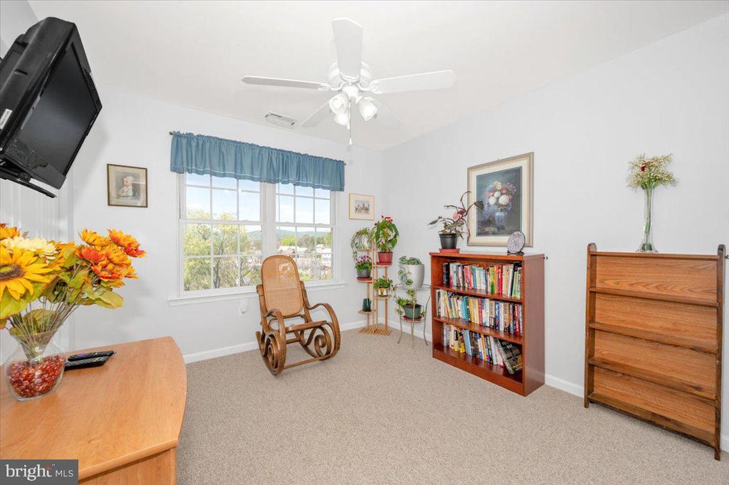 Image 32 of property listing at 307 WASHINGTON ST, Middletown, MD 21769