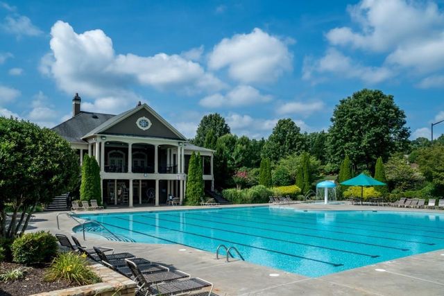 268 Balaban Circle, Woodstock, GA 30188