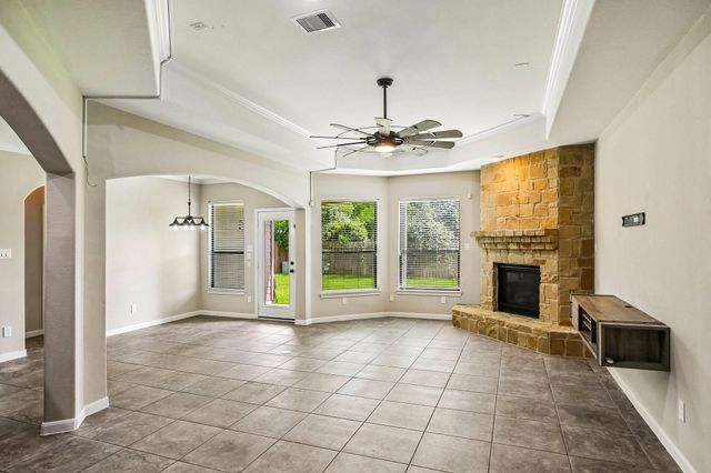 20922 Warwickshire Drive, Tomball, TX 77375