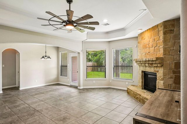 20922 Warwickshire Drive, Tomball, TX 77375