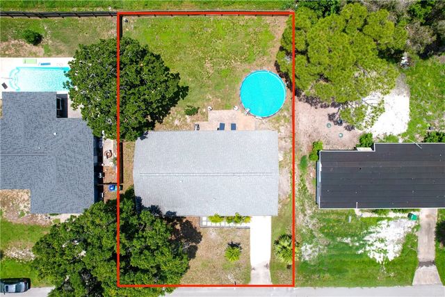 542 Saunders Street, Sebastian, FL 32958